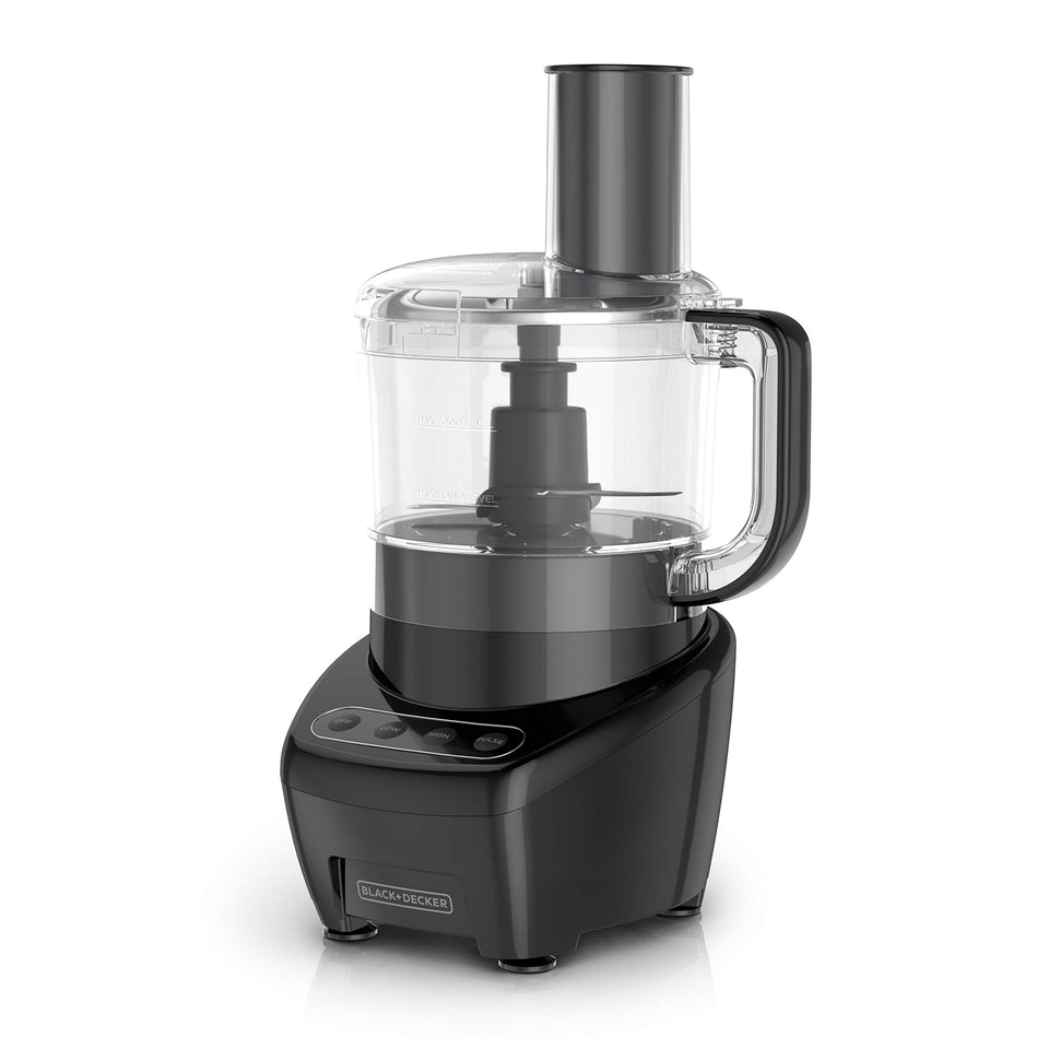 Black+Decker Easy Assembly locking lid enables quick setup for chopping.