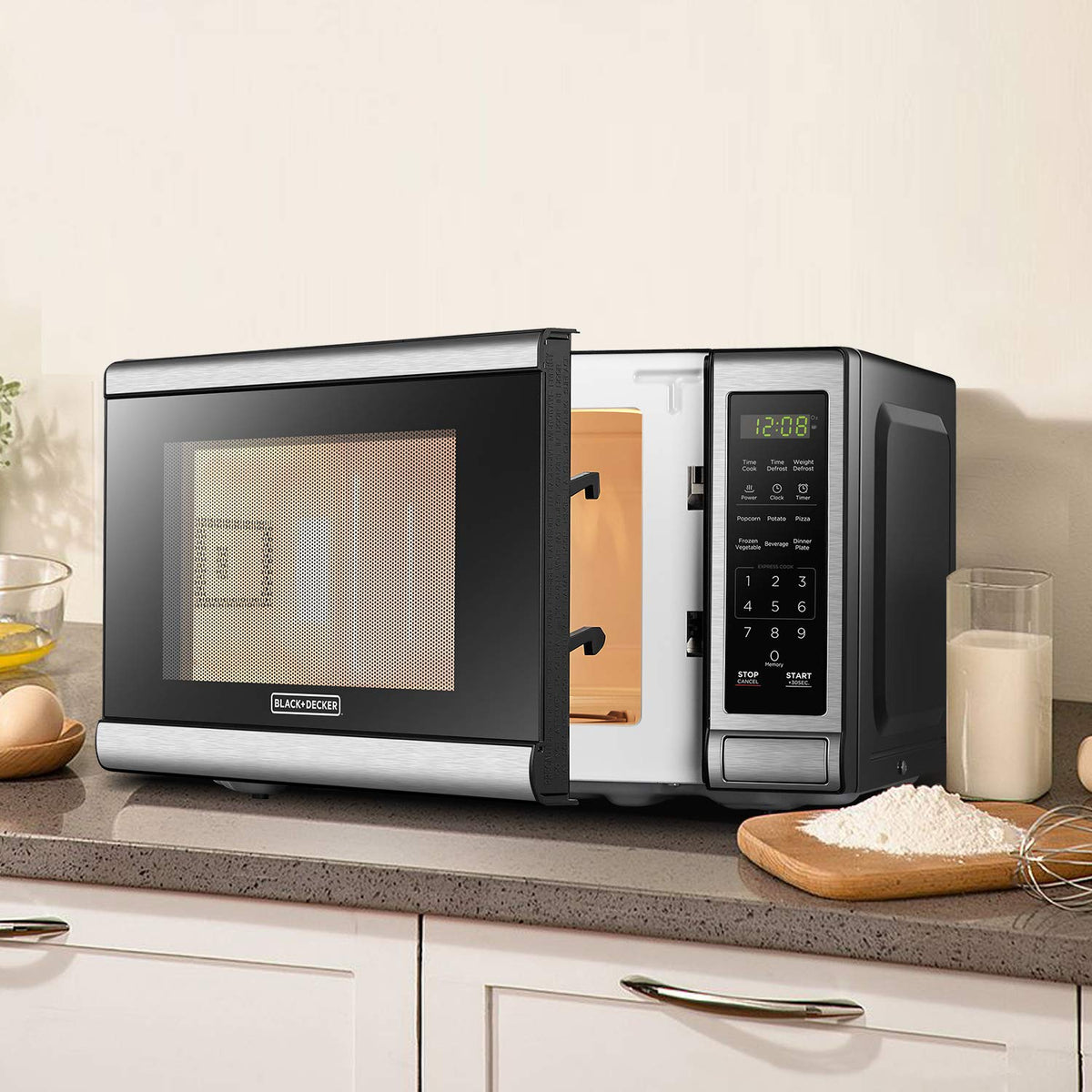 BLACK+DECKER EM720CB7 time and weight defrost options for flexible thawing