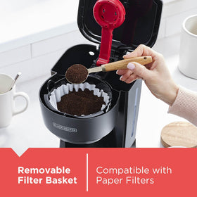 BLACK+DECKER keep-hot carafe plate maintains ideal drinking temperature