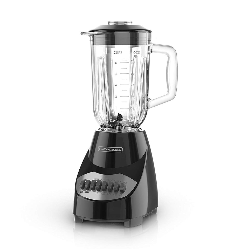 BLACK+DECKER blender with QuadPro blade ready to pulverize ice for smoothies.