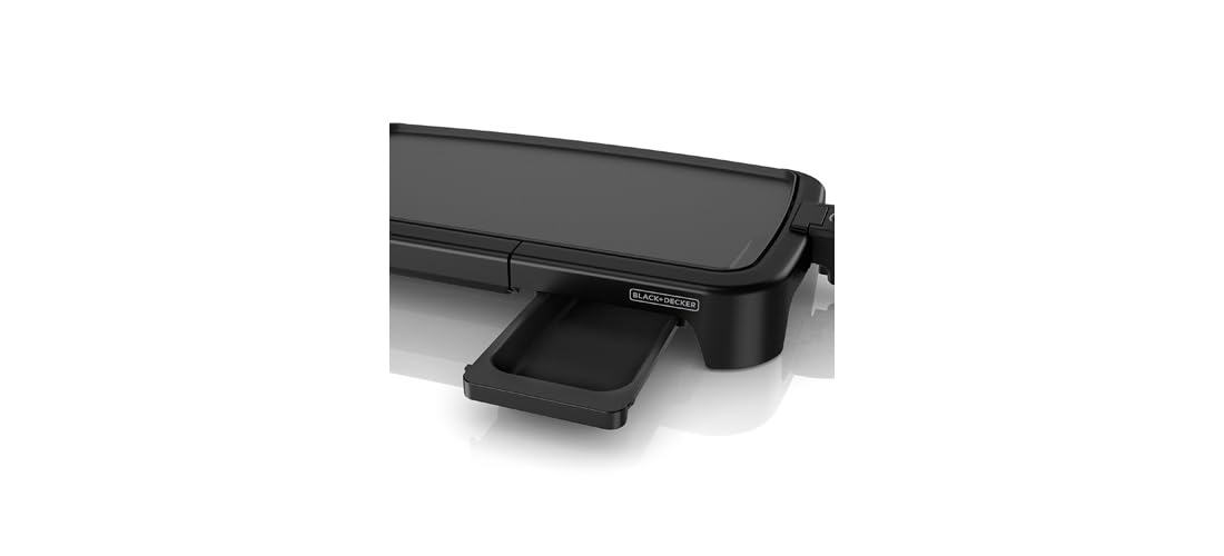 BLACK+DECKER wide griddle surface ideal for eggs, pancakes, and hash browns