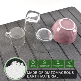 Blaithom double-sided diatomaceous earth mat dries cups and utensils efficiently.