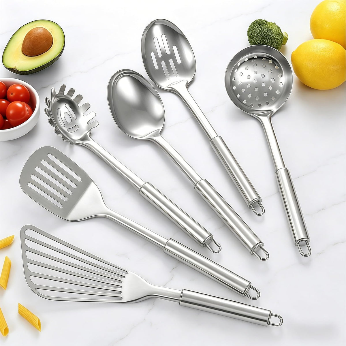 Blithely solid turner for turning and scraping foods