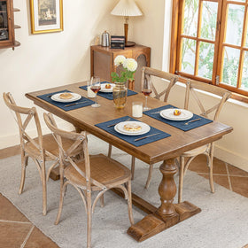 Blue Forest wrinkle-free design keeps tables tidy and presentation-ready.