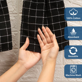 Absorbent, fast-drying Blue Needles towels handle spills efficiently