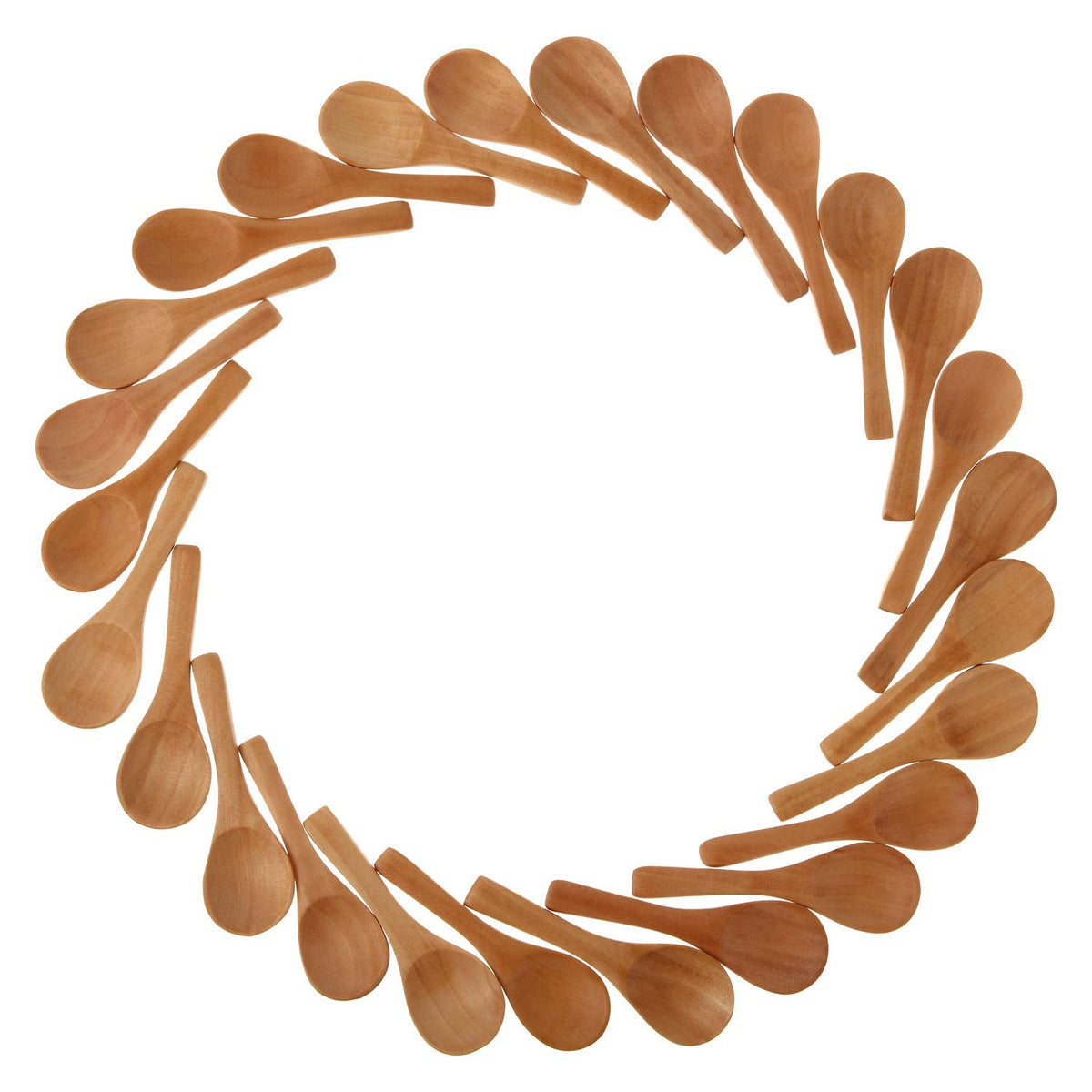 Picnic setup featuring Boao wooden spoons for table decor