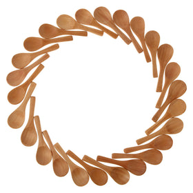 Picnic setup featuring Boao wooden spoons for table decor