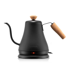 Bodum Bistro gooseneck kettle pouring with precision for even brew.