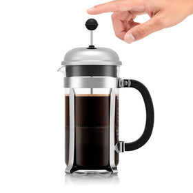 Bodum Chambord 34oz carafe in action showing a ready brew.