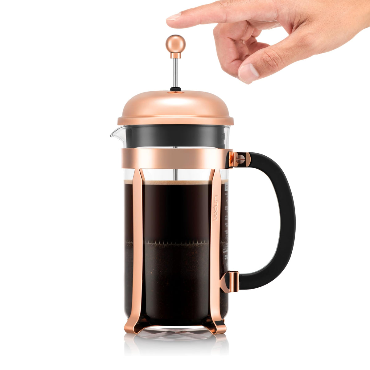 Bodum Chambord pour action demonstrates a smooth, full-bodied pour.
