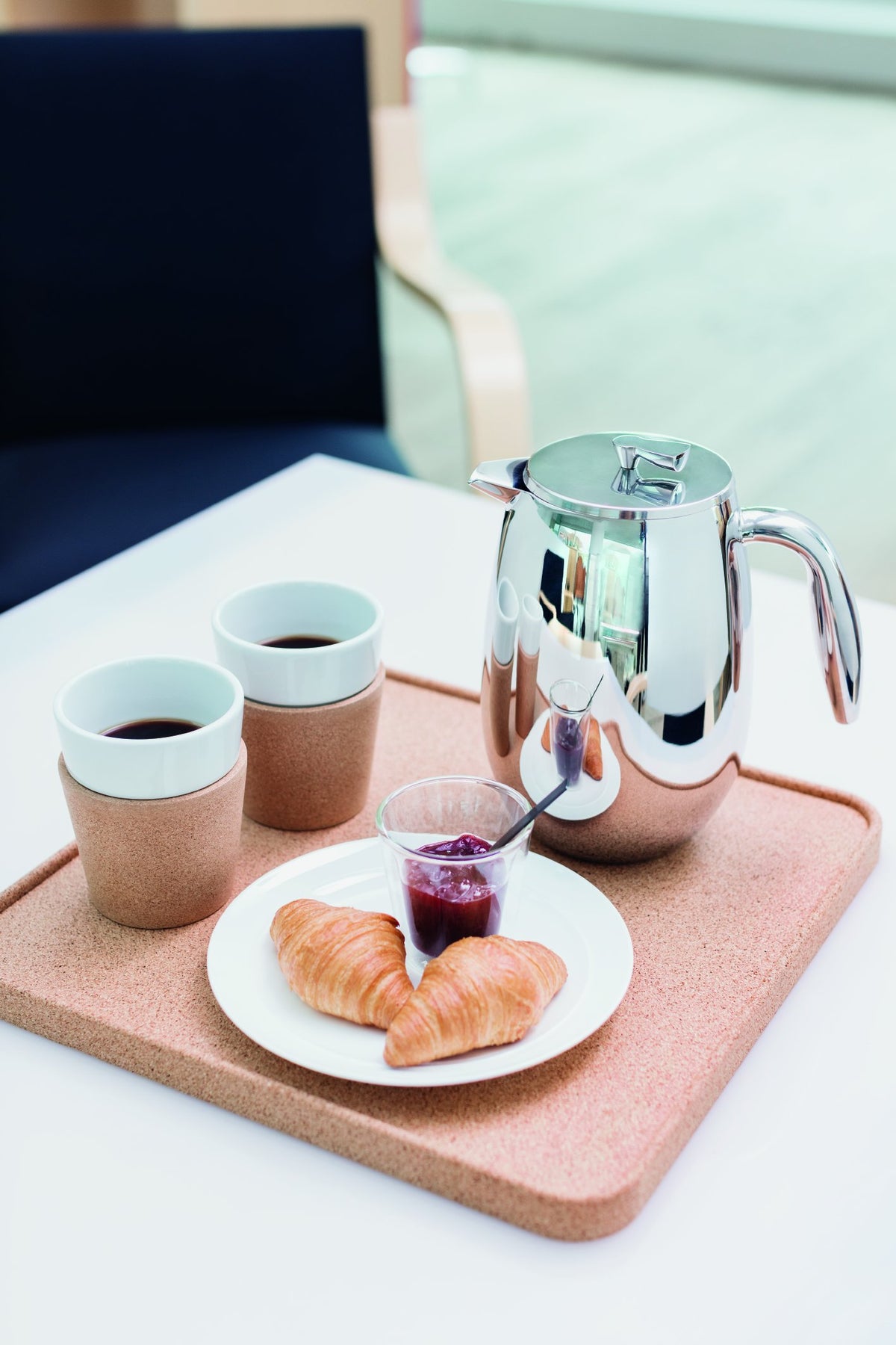 Bodum Columbia Thermal French Press adds a stylish kitchen aesthetic