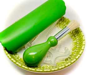BonCera garlic peeler tube for fast, clean garlic peeling.