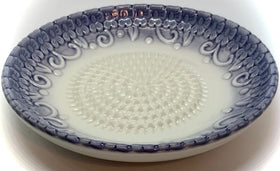 BonCera gathering brush cleans shredded ingredients from the plate easily