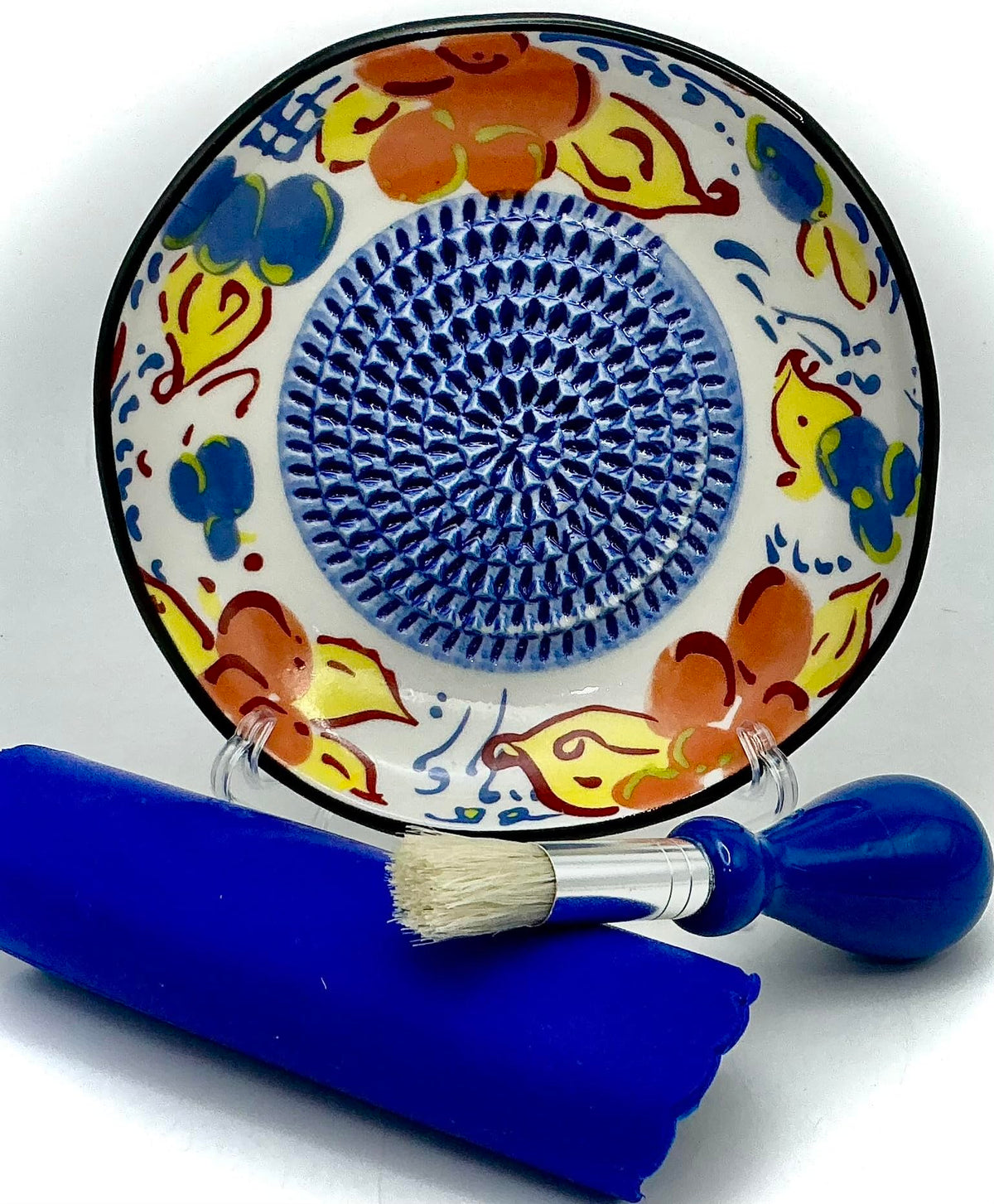 BonCera original flower blue center design highlighted in the 4-piece set