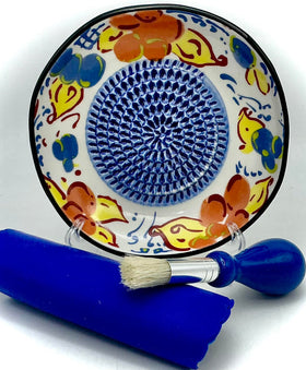 BonCera original flower blue center design highlighted in the 4-piece set