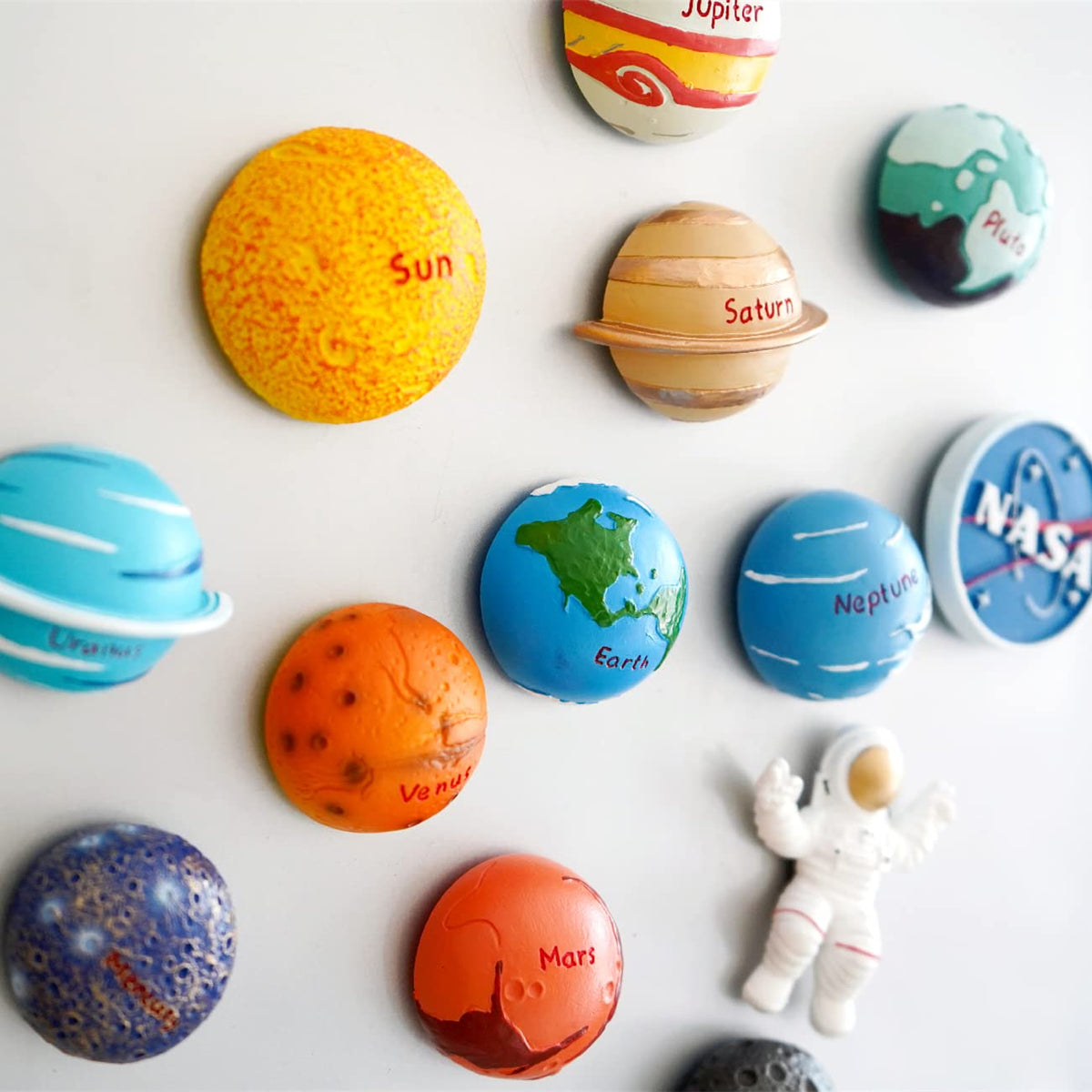 Bonilve Sun magnet glows as a bright centerpiece for space-themed decor