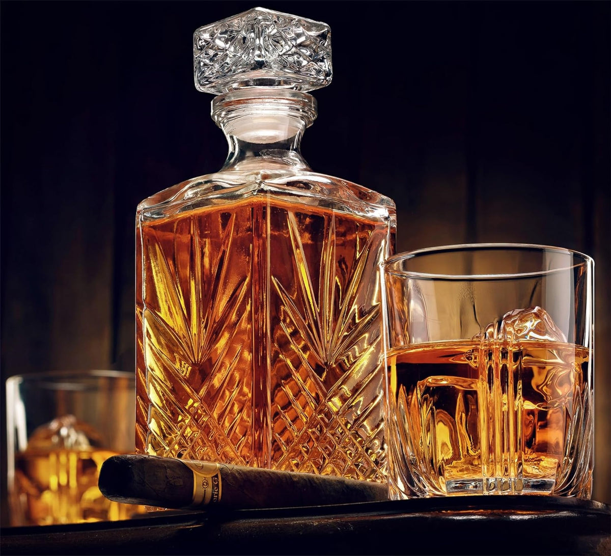 Bormioli Rocco Selecta decanter airtight lid preserves aroma between pours