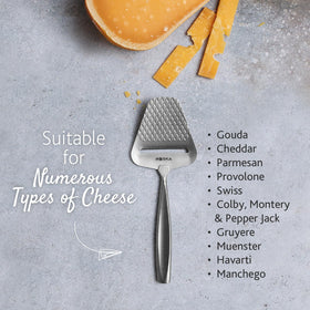 Boska Monaco+ ergonomic handle providing comfortable grip during slicing