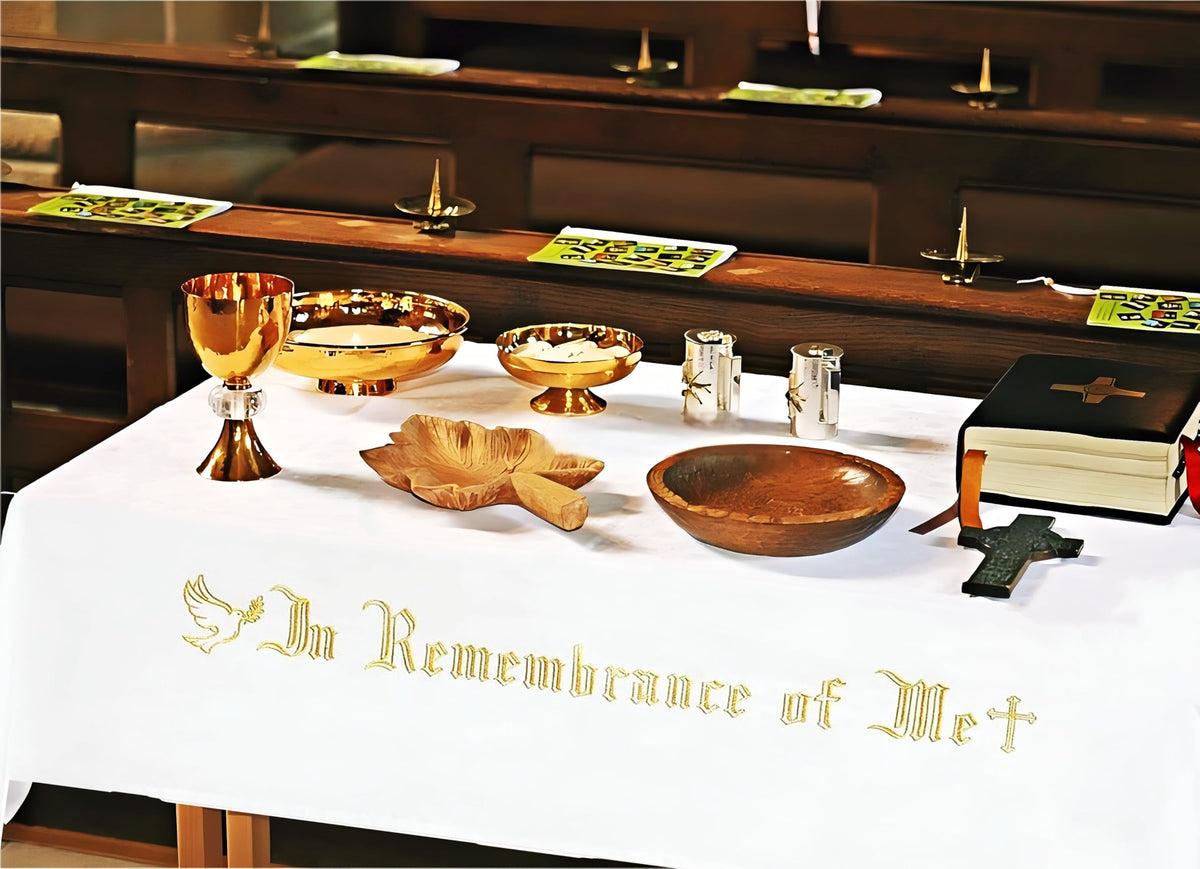 BOTIDE machine washable tablecloth simplifies care after services and events