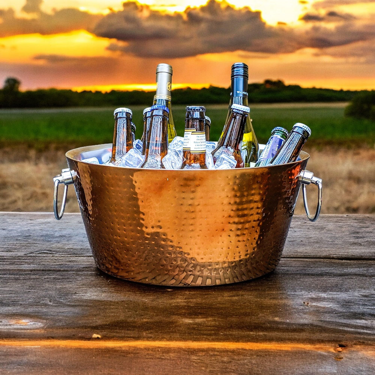 BREKX double-walled ice bucket keeping beverages cooler longer.
