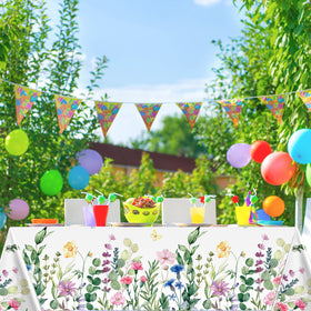 Breling baby shower floral tablecloth creates delicate decor