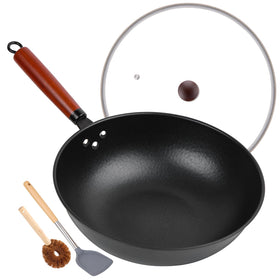 Bretor 13-inch nonstick wok with glass cover for efficient stir-frying and flavor retention.