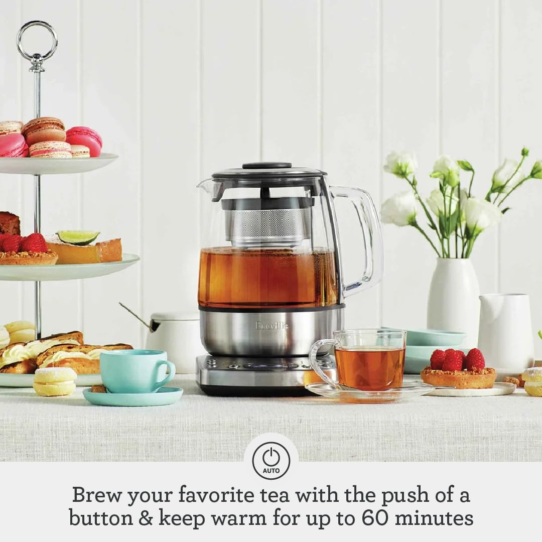 Breville BTM800XL glass vessel showing tea color and clarity