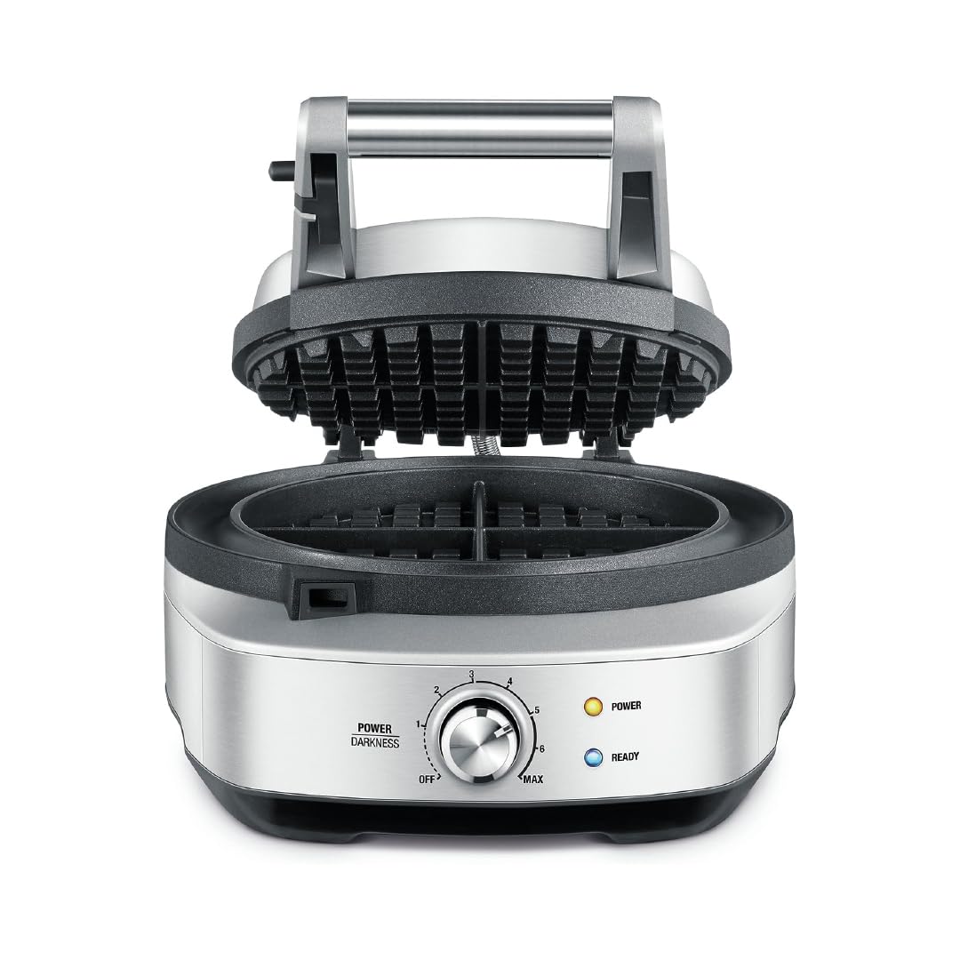 Breville BWM520XL no-mess moat closeup shows spill control for clean counters.