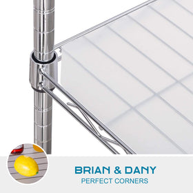 BRIAN & DANY liner keeps small items from slipping through gaps.