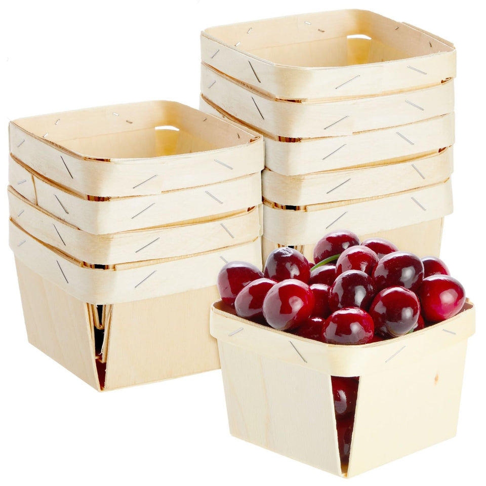 Bright Creations Berry Basket with 1-pint capacity for neat fruit displays.