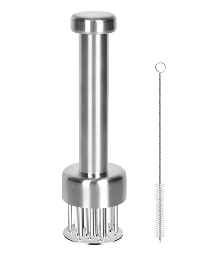 Brigii meat tenderizer close-up showing 21 needles for efficient piercing