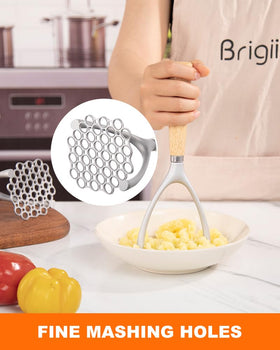 Brigii potato press in aluminum alloy for smooth, fluffy results.