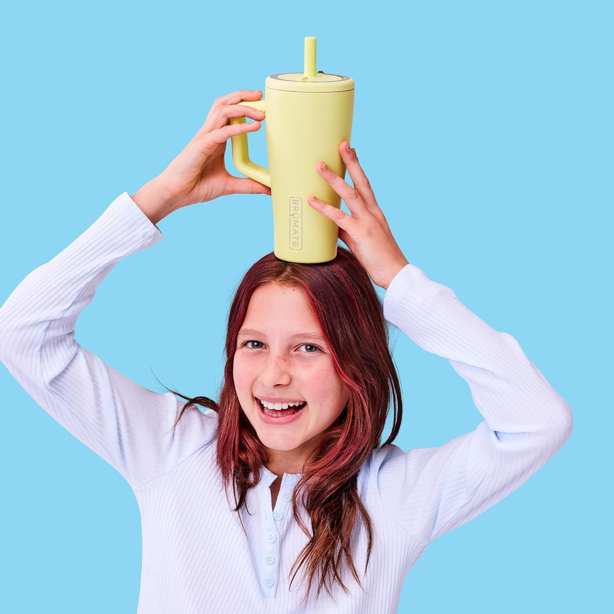 Cup-holder-friendly base fits most car drink holders for easy transport.
