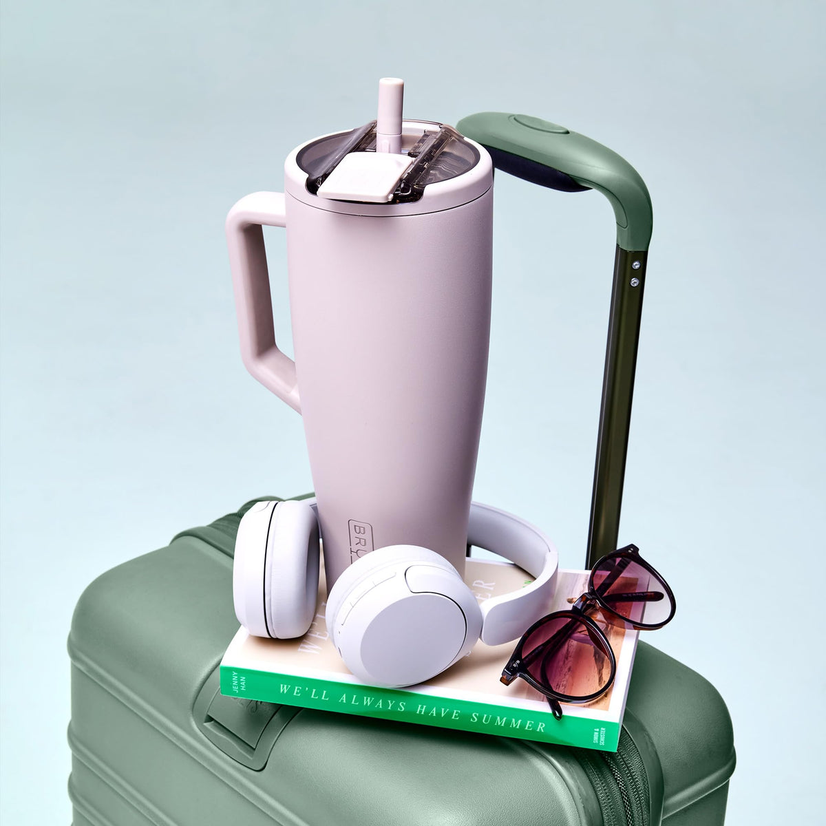BrüMate Era Flip 30oz cup holder friendly base fits most car holders