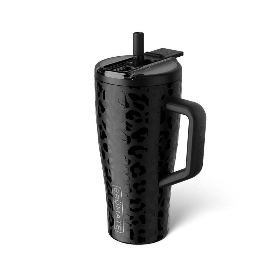 BrüMate Era Flip 30oz with lid closed, leakproof for travel and daily use.