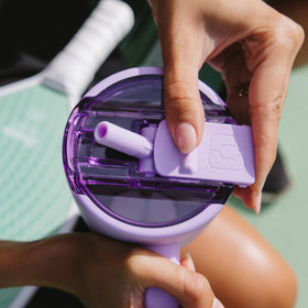 Brumate Era Flip 40oz BevGuard insulation keeps beverages cold for hours.