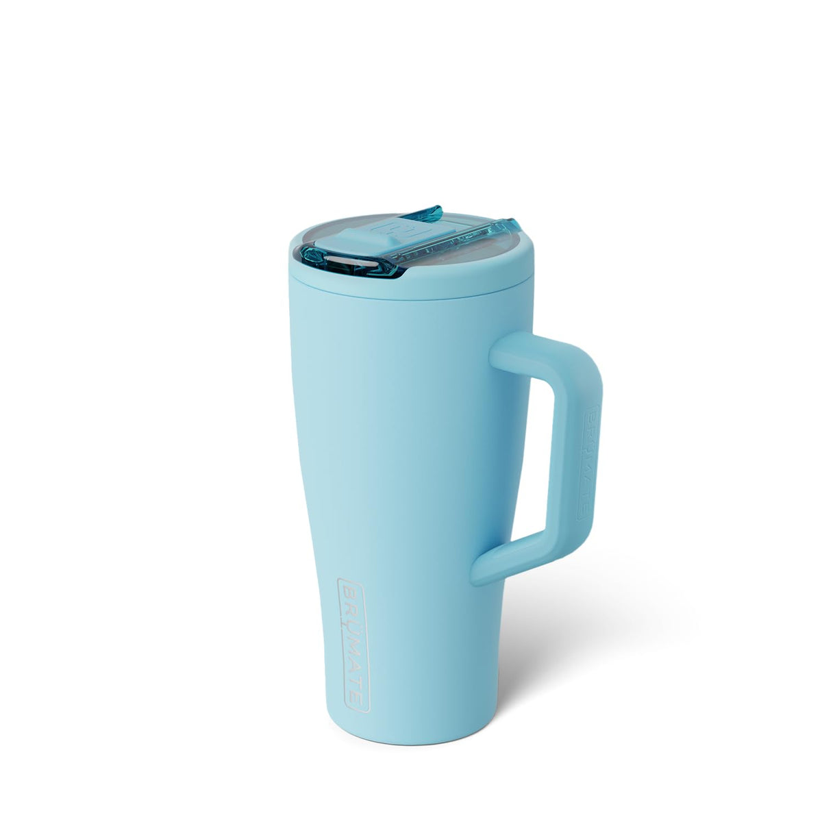 BrüMate Era Flip covered straw protects beverages from spills and dust.