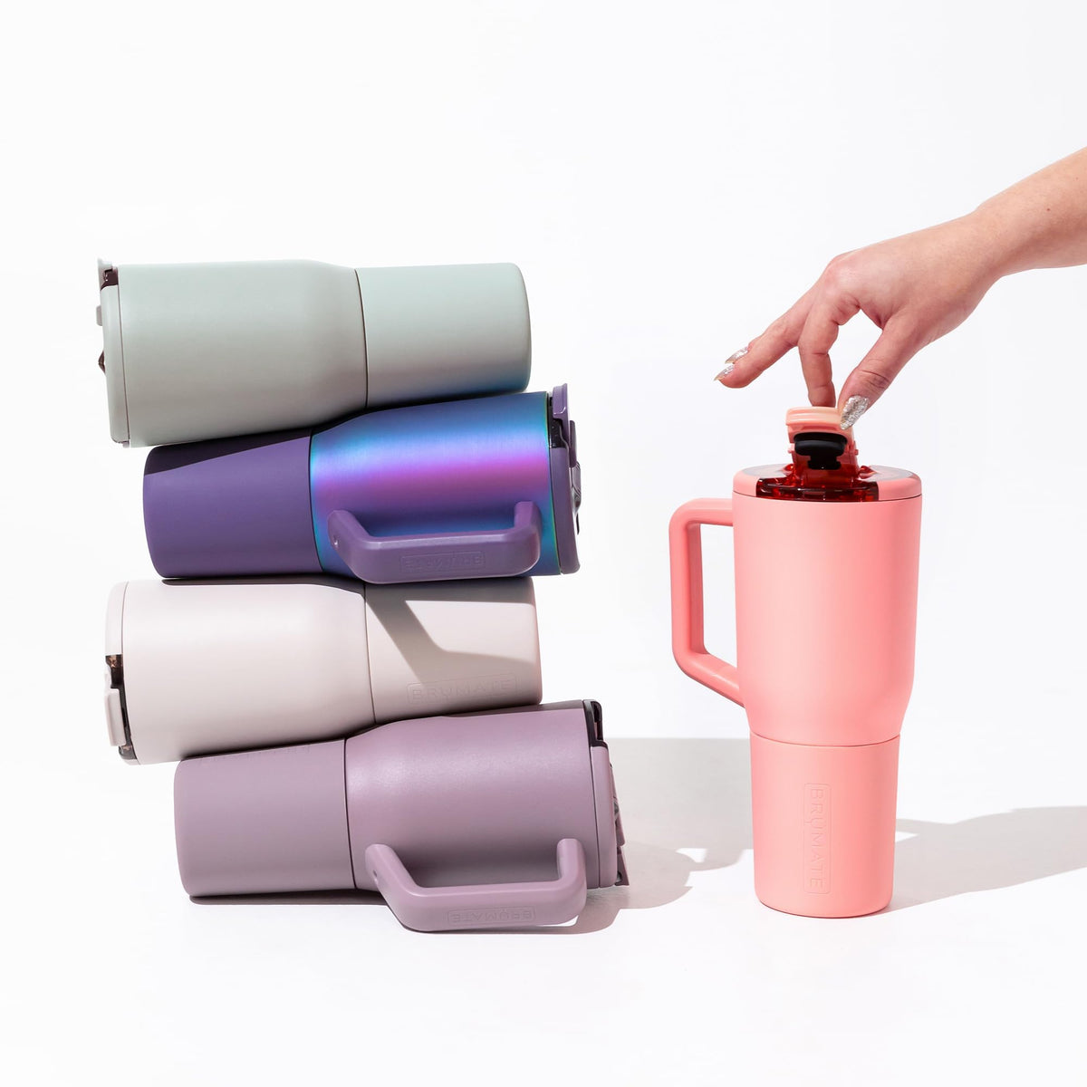 BrüMate Müv 35oz BevGuard insulation keeps coffee hot or tea cold.