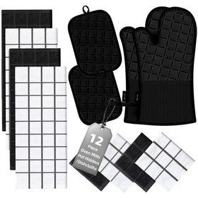 BSKSSK oven mitts set close-up showing heat insulation for safe cooking