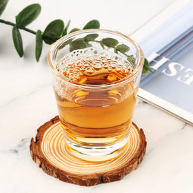 Sturdy BTGLLAS base reduces tipping during toasts