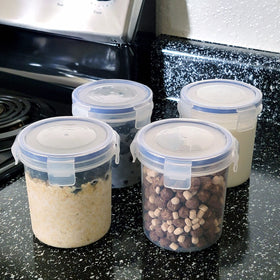 BubbleWally portable breakfast on the go container in use