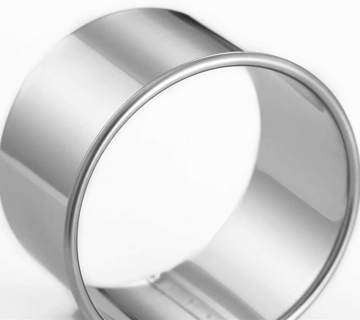 Bukuwa dough ring cutters with rolled edges protect fingers during shaping