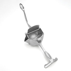 BuleVina Bar Juicer suitable for oranges, lemons, limes, grapefruits, and more for versatile juicing.