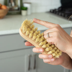 Bulka banneton clean wood pulp baskets cleaning with agave bristles.