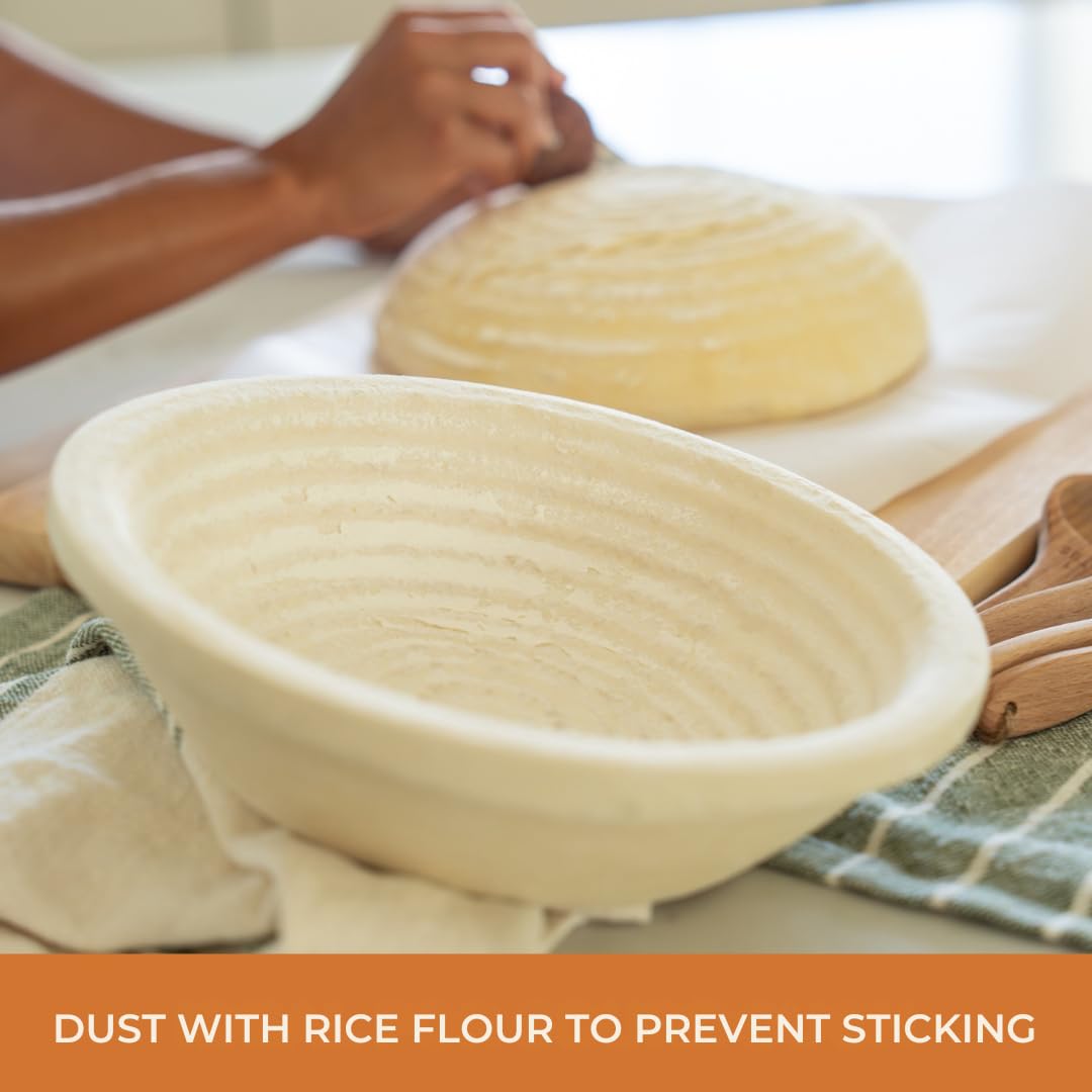 Bulka bread proofing basket simplifies cleaning after baking