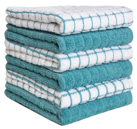 Bumble Tote Bag included with towels for gift-ready packaging and travel.