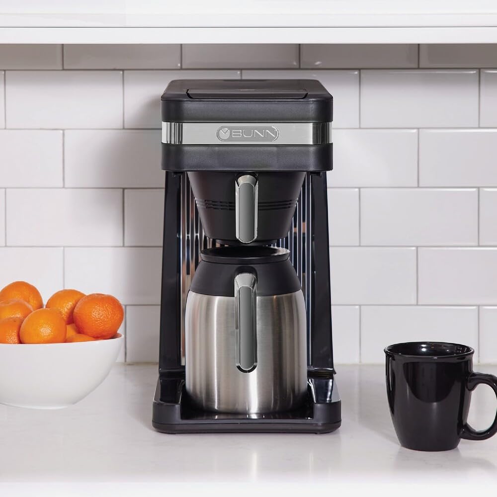 BUNN Speed Brew water tank stores 70 oz for instant brewing on demand