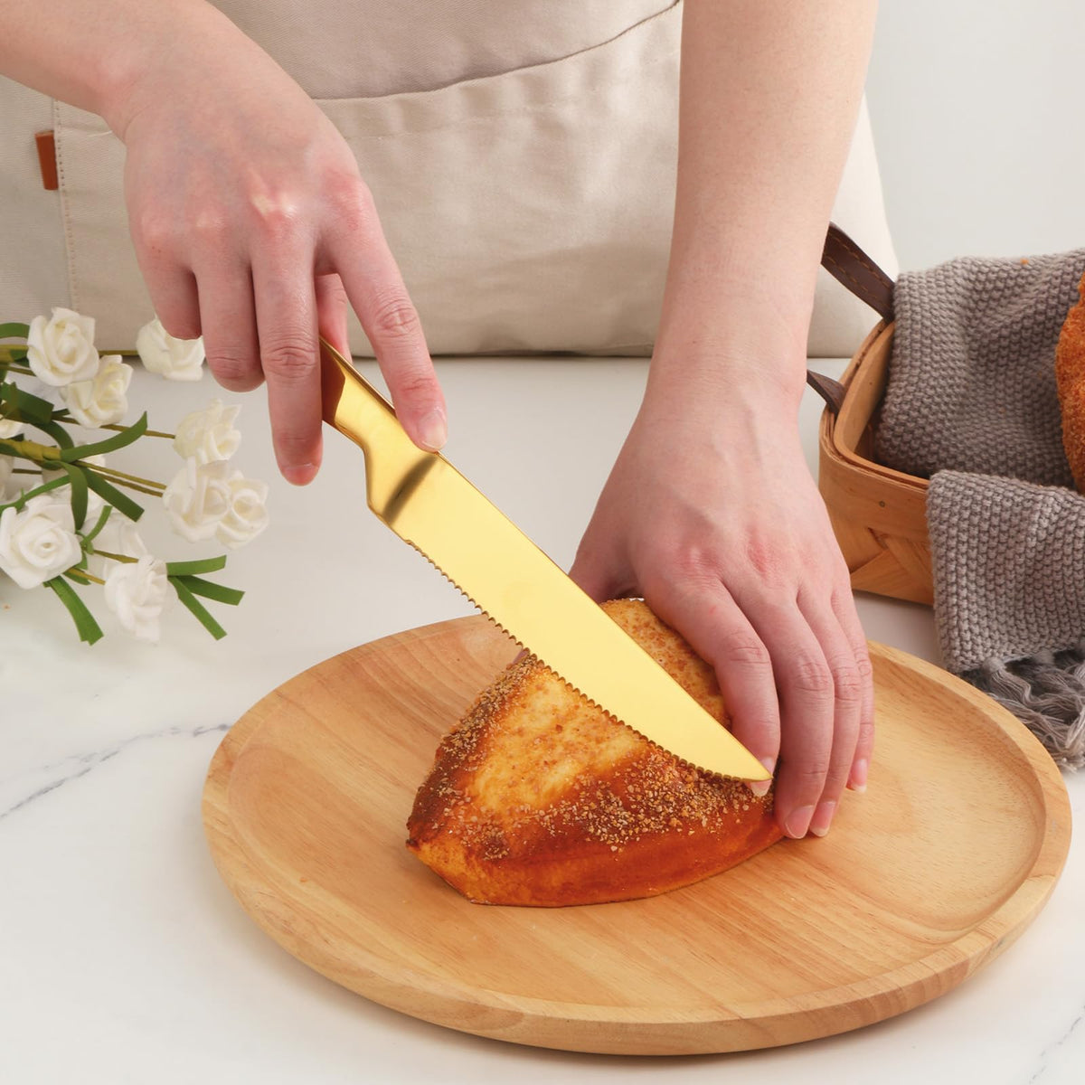 Buyer Star brand logo with knives communicates quality and reliable kitchen tools