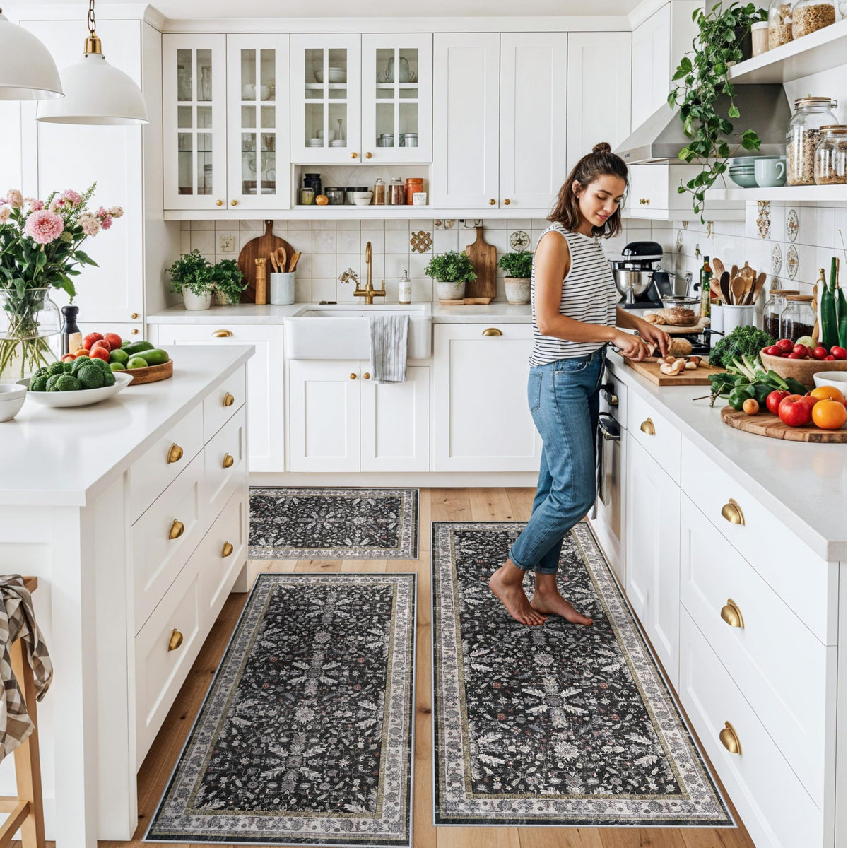 BYYVOO black 2x5 rug in entryway, boho style ambiance.