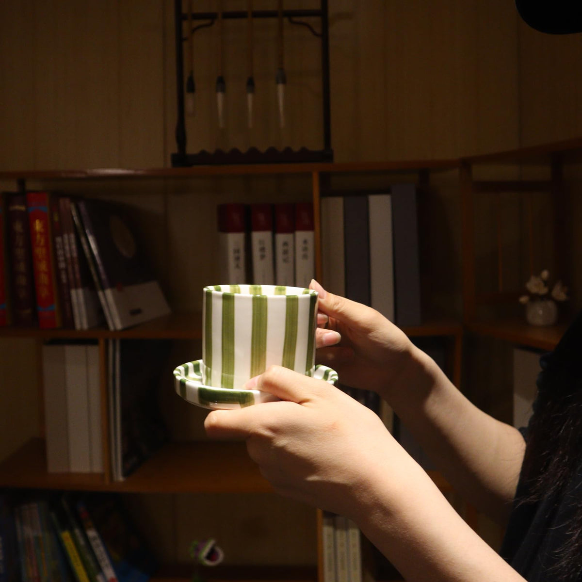 CACXKEP mug with large handle for easy, comfortable grip